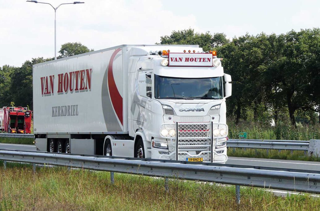 VAN HOUTEN VAN HOUTEN