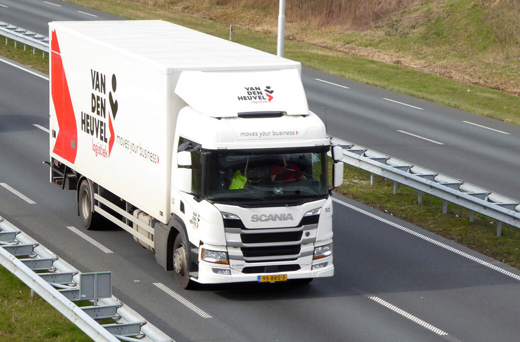 VAN DEN HEUVEL VAN DEN HEUVEL