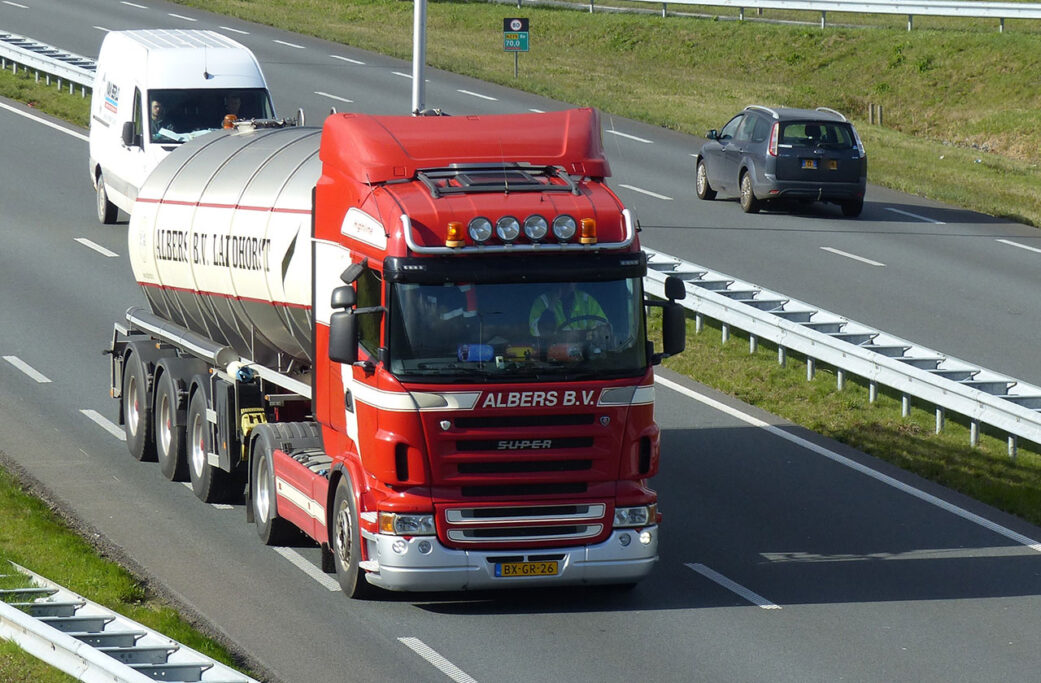 ALBERS B.V. ALBERS B.V.