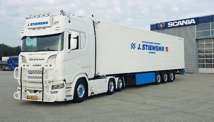 J. Stiemsma J. Stiemsma