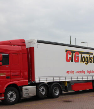schmitz cargobull levert weer 2 nieuwe trailers aan CTG-logistics BV