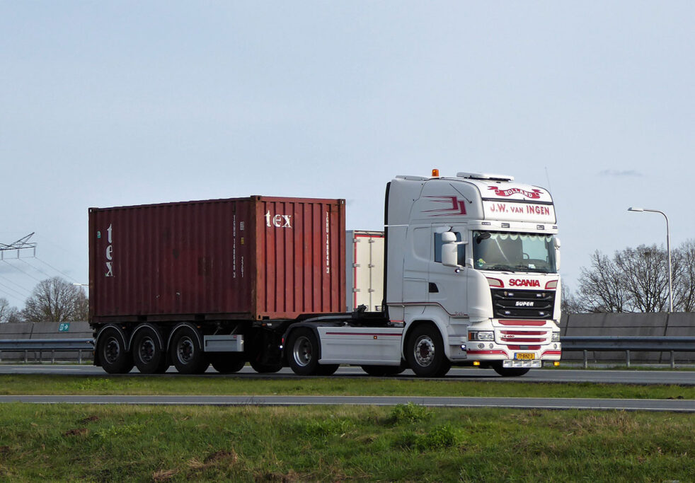 J.W.van INGEN J.W.van INGEN