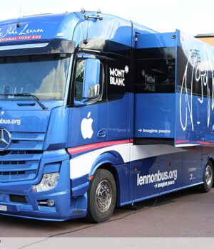 John Lennon 'Bus'