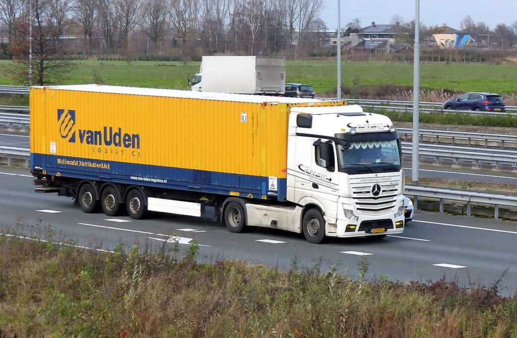 G.BLOM