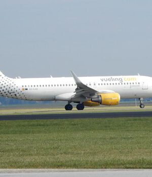 Vueling EC-LVU