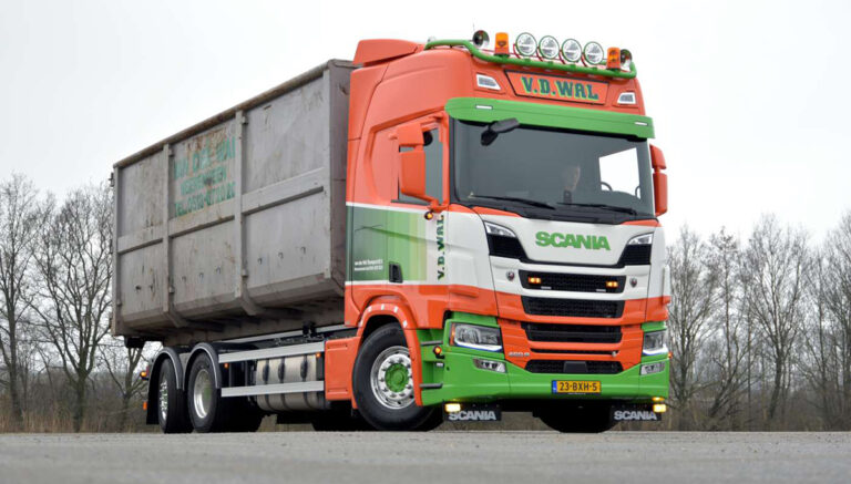 Honderdste Scania voor Van der Wal Transport