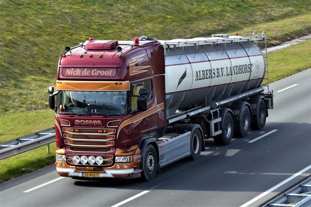 NICK DE GROOT NICK DE GROOT