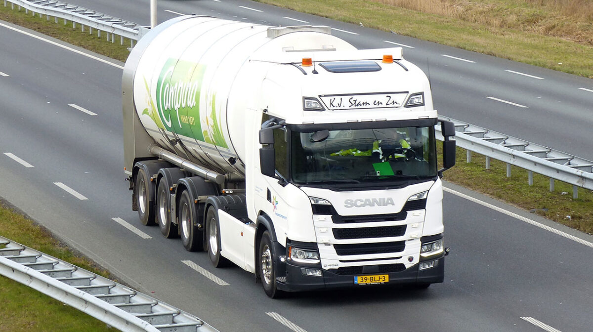 K.J.STAM & Zn K.J.STAM & Zn