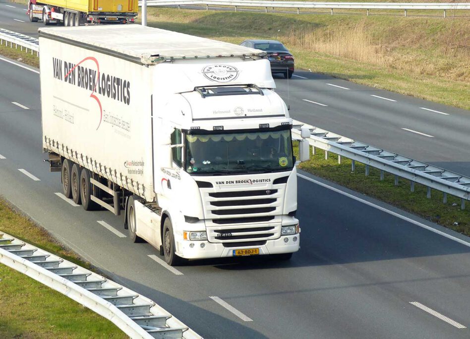 VAN DEN BROEK VAN DEN BROEK