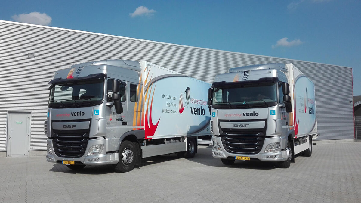 2 nieuwe DAF’s euro 6 voor Vervoerscollege Venlo 2 nieuwe DAF’s euro 6 voor Vervoerscollege Venlo