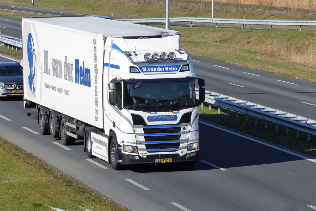 M.van der HELM M.van der HELM