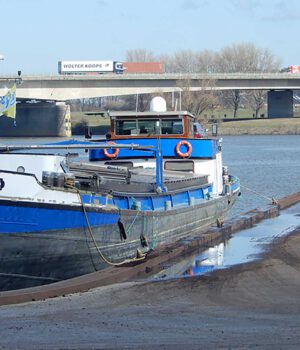 Binnenvaartschip LIA