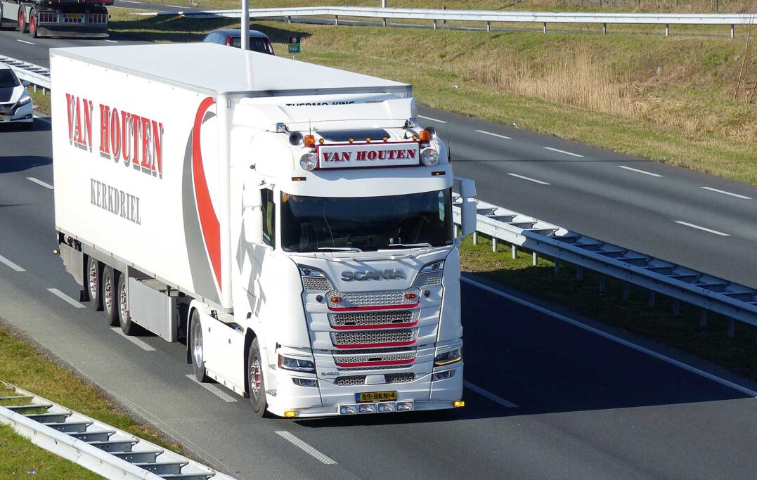 VAN HOUTEN VAN HOUTEN