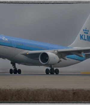 KLM PH-AOE (MSN 770)