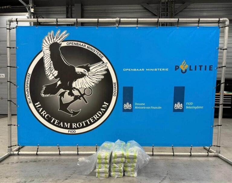 Weer 30 kilo cocaïne ontdekt tussen lading bananen