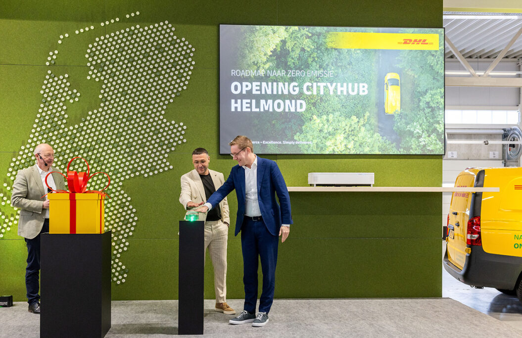 Opening DHL Helmond