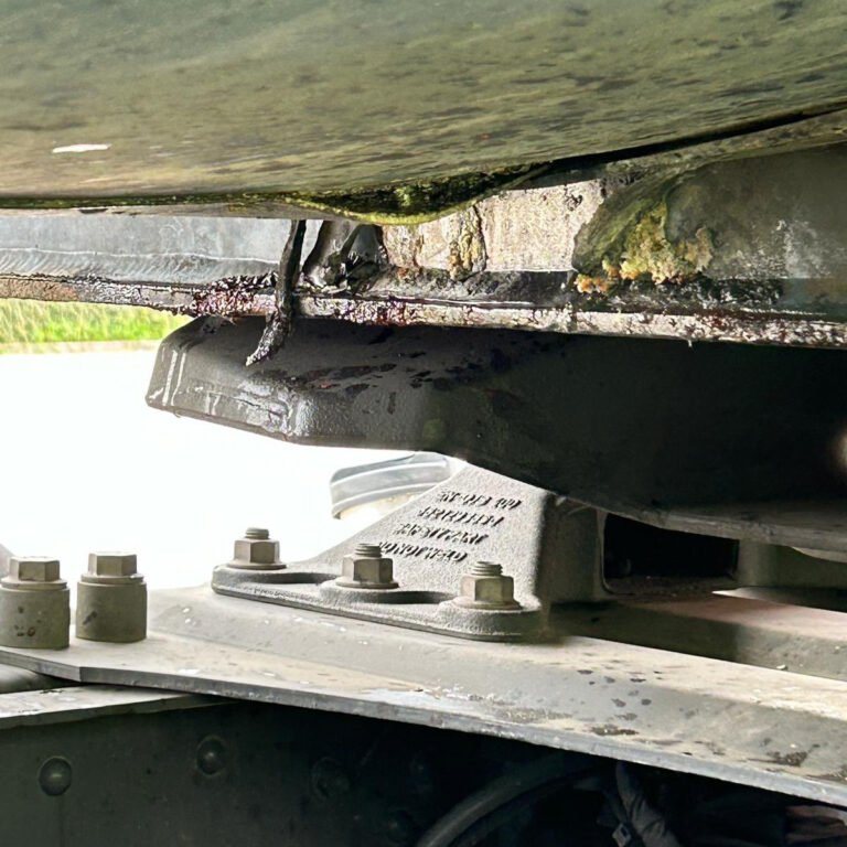 ILT ontdekt druppellekkage van tankwagen met salpeterzuur