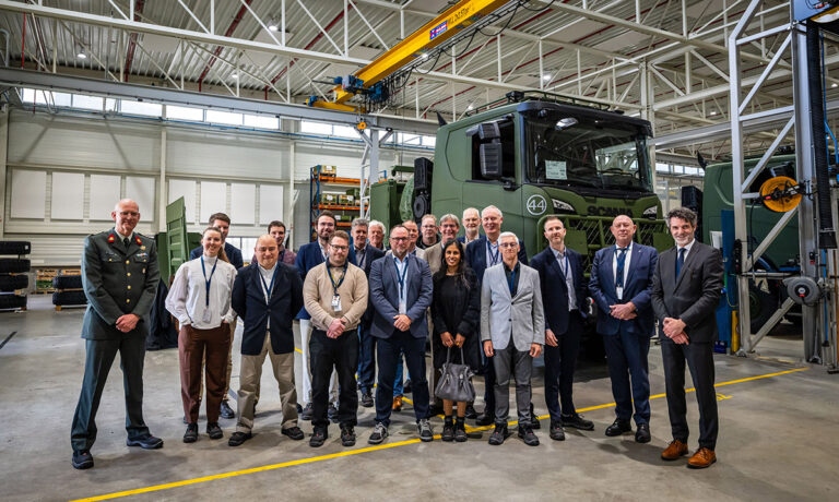 Scania levert laatste Gryphus af aan Defensie