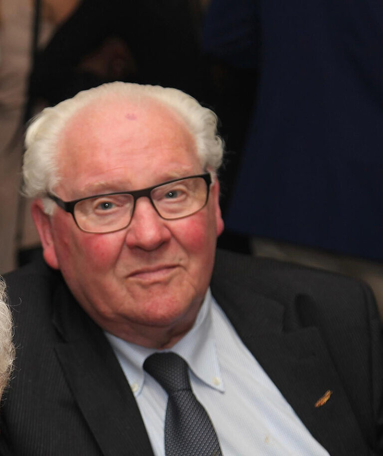 Piet Breewel, medeoprichter van Breewel Transport, overleden