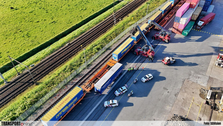 Man zwaargewond tijdens werkzaamheden rond goederentrein [+foto]