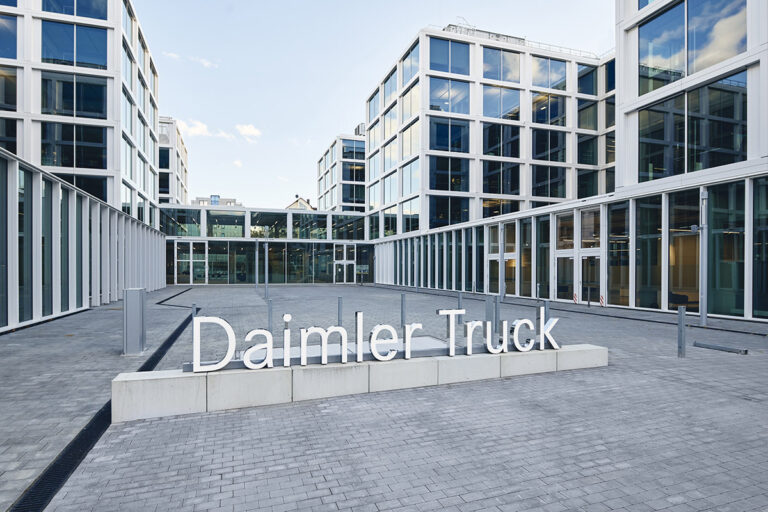 Daimler Truck boekt sterke resultaten in tweede kwartaal ondanks marktonzekerheid