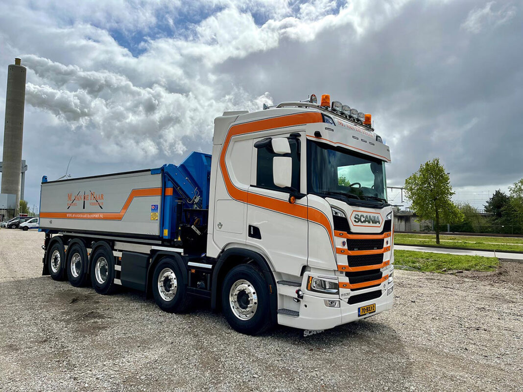 multifunctionele-scania-v8-knijperauto-voor-m-van-de-haar-transport