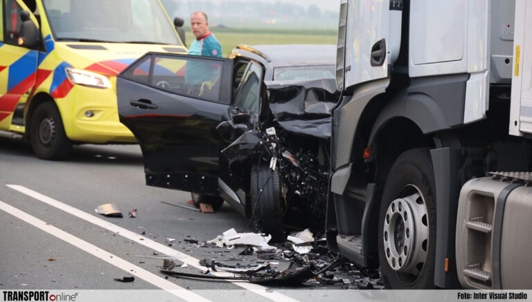 Automobilist om het leven gekomen na aanrijding met vrachtwagen op N247 [+foto]