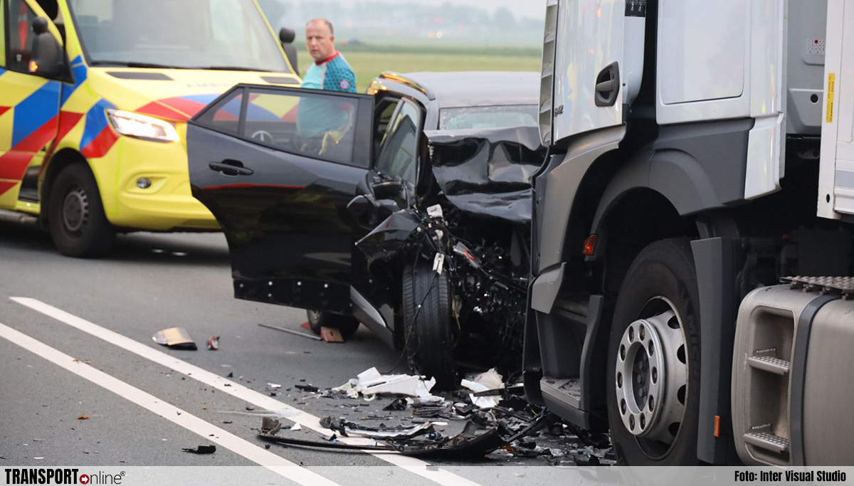 Automobilist om het leven gekomen na aanrijding met vrachtwagen op N247 [+foto].