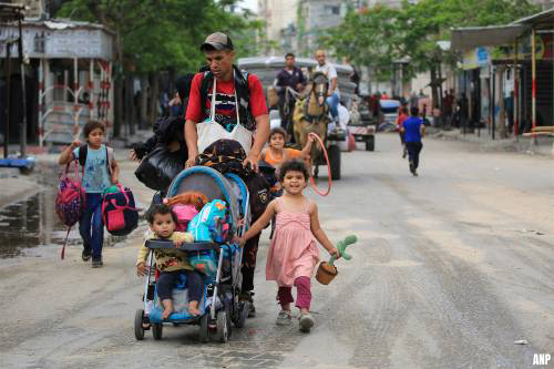 mensen ontvluchten Rafah