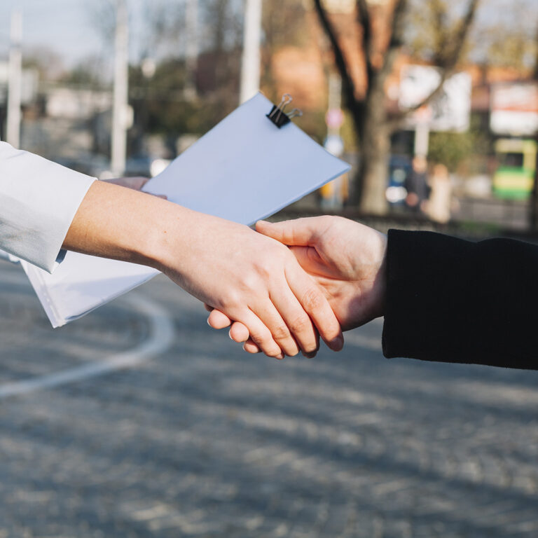 Akkoord over cao in streekvervoer: ruim 6 procent meer loon