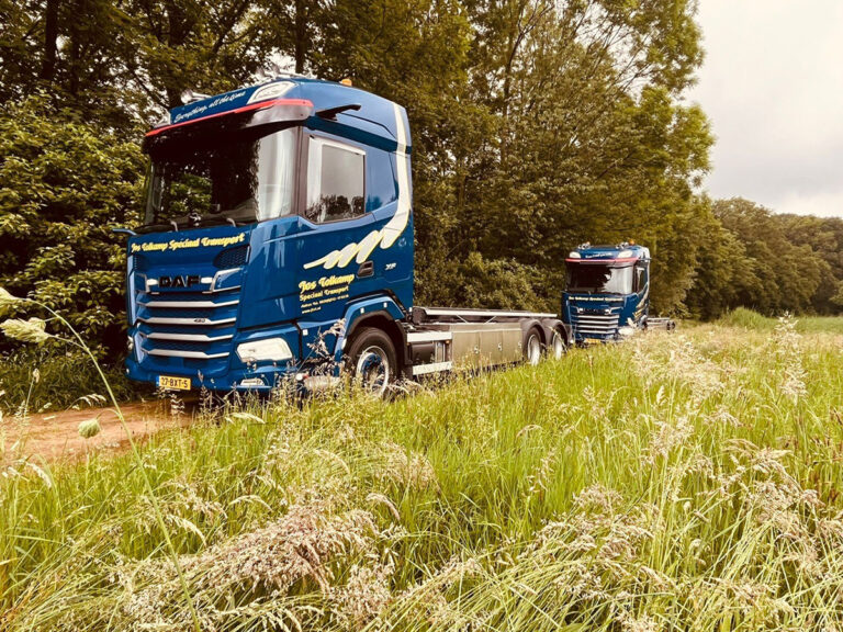 Twee nieuwe DAF-trucks voor JTST