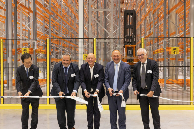 GSK, Yusen Logistics en MG Real Estate onthullen het grootste farmaceutische magazijn in Wallonië