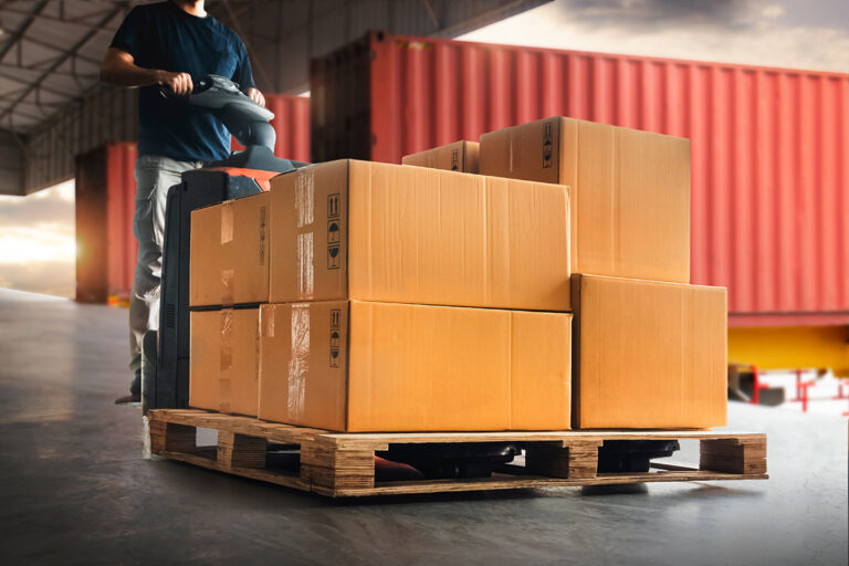 Efficiënter werken met een elektrische palletwagen: waarom overstappen loont