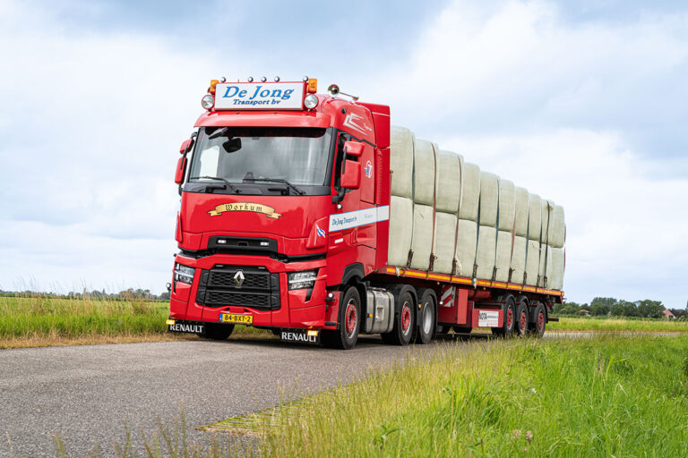 It giet oan: eerste Renault Trucks T High voor De Jong Transport