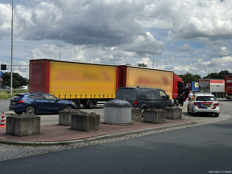 Politie vindt overleden chauffeur in cabine langs A1