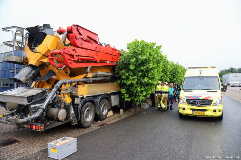 Ernstig ongeval met vrachtwagen in Beusichem [+foto]
