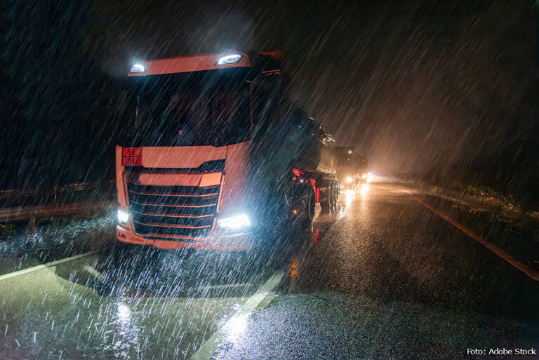 Zaterdagavond code geel in midden en zuidoosten vanwege onweersbuien