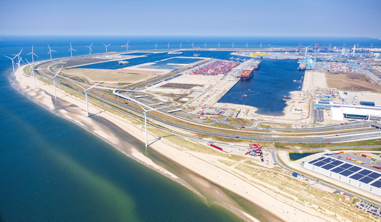 Overslag Rotterdamse haven nagenoeg gelijk gebleven in eerste halfjaar 2024