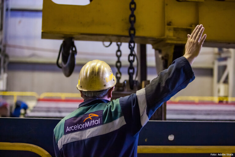 Staking ArcelorMittal in Born gaat vierde week in