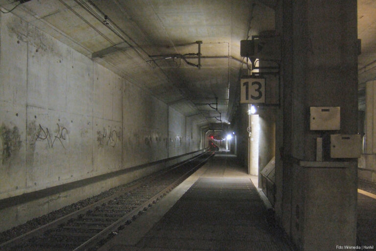 Storing Willemsspoortunnel voorbij, treinverkeer start weer op