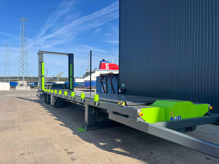 Service in Stockholm Norvik Port uitgebreid met nieuwe containerlader