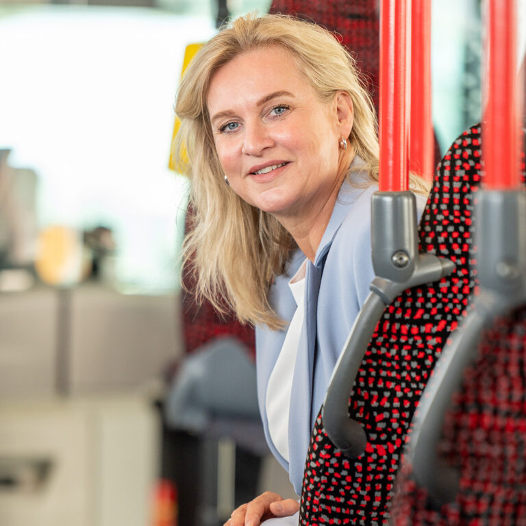 Nieuwe voorzitter OV-NL: Hatte van der Woude