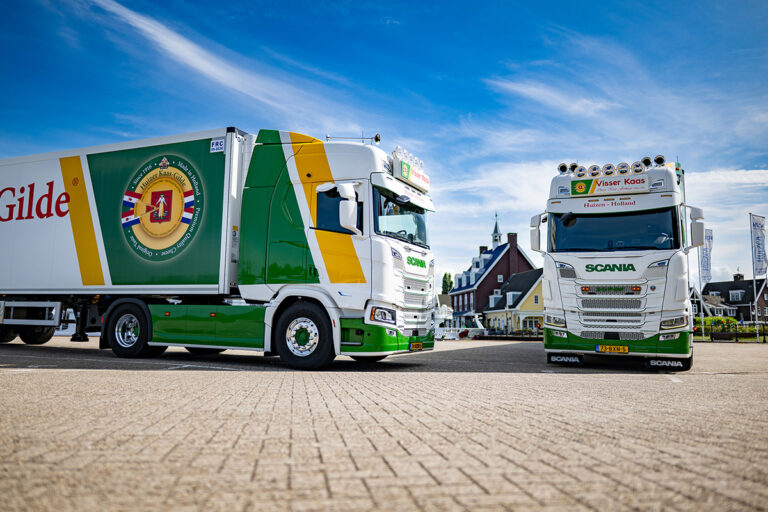 Twee nieuwe Scania’s voor Visser Kaas uit Huizen