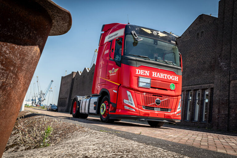 39 nieuwe Volvo FH Aero-trekkers voor Royal Den Hartogh Logistics