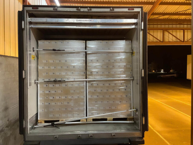 Franse douane ontdekt 562 kilo cannabis in vrachtwagen met lading snoep [+foto’s]