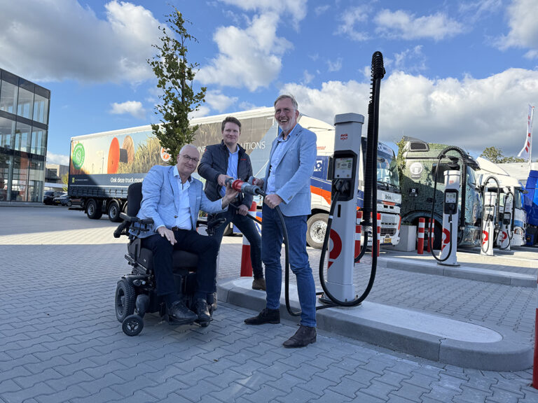 Openbaar trucklaadplein bij Brink XL geopend
