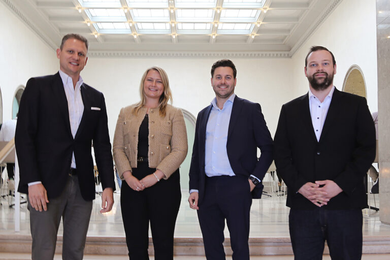 Röhlig Logistics en Hapag-Lloyd gaan strategisch partnerschap aan voor biobrandstof om scheepvaartemissies te verminderen