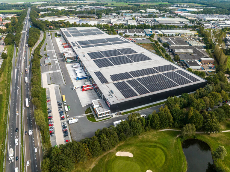 SEGRO verwerft logistiek warehouse van 75.000 m2 in Oosterhout van Weerts Group