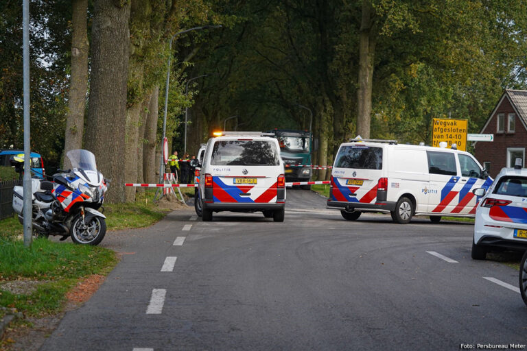 Dode bij ongeval met vrachtwagen in Scharmer [+foto]