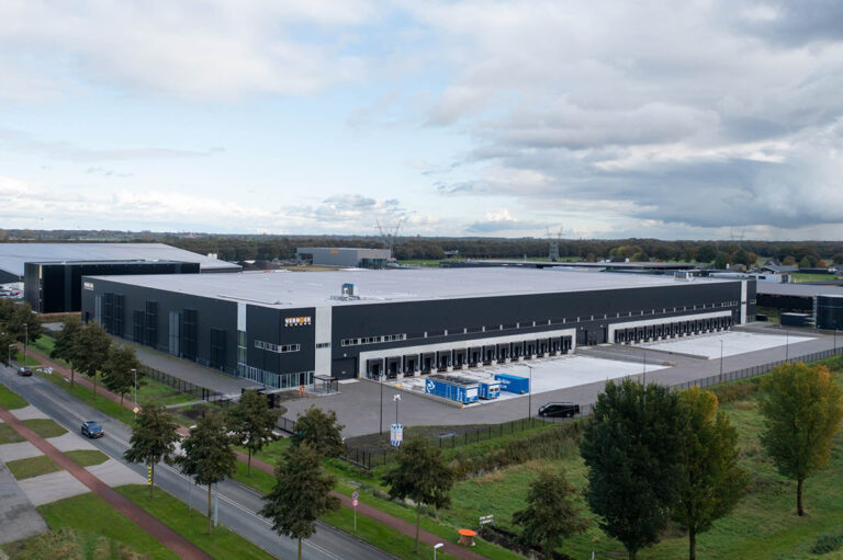 Borghese Logistics verkoopt b:logic Zwolle aan Westerman Multimodal Logistics